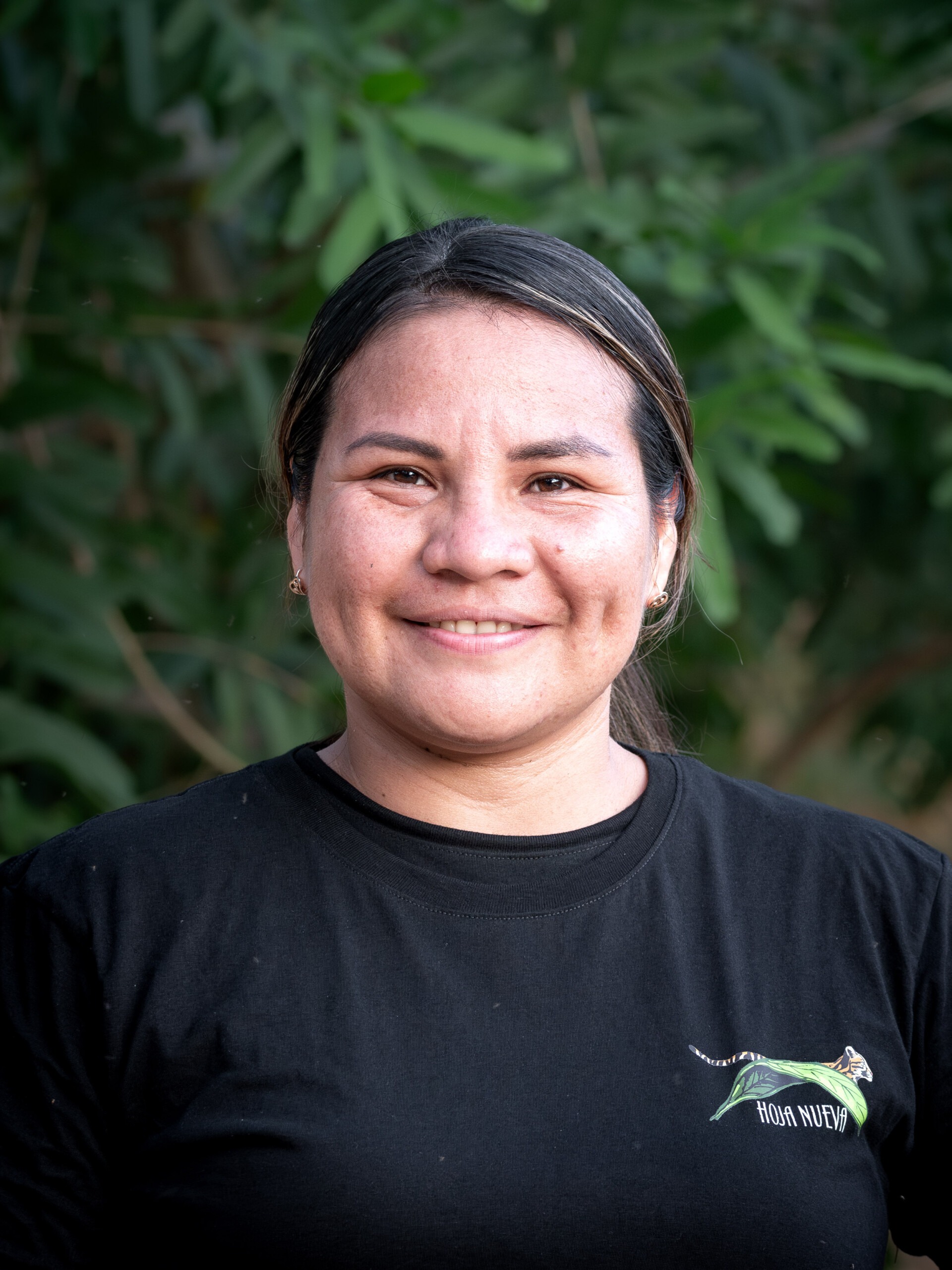 Carolina Shardin Lozano - Hoja Nueva